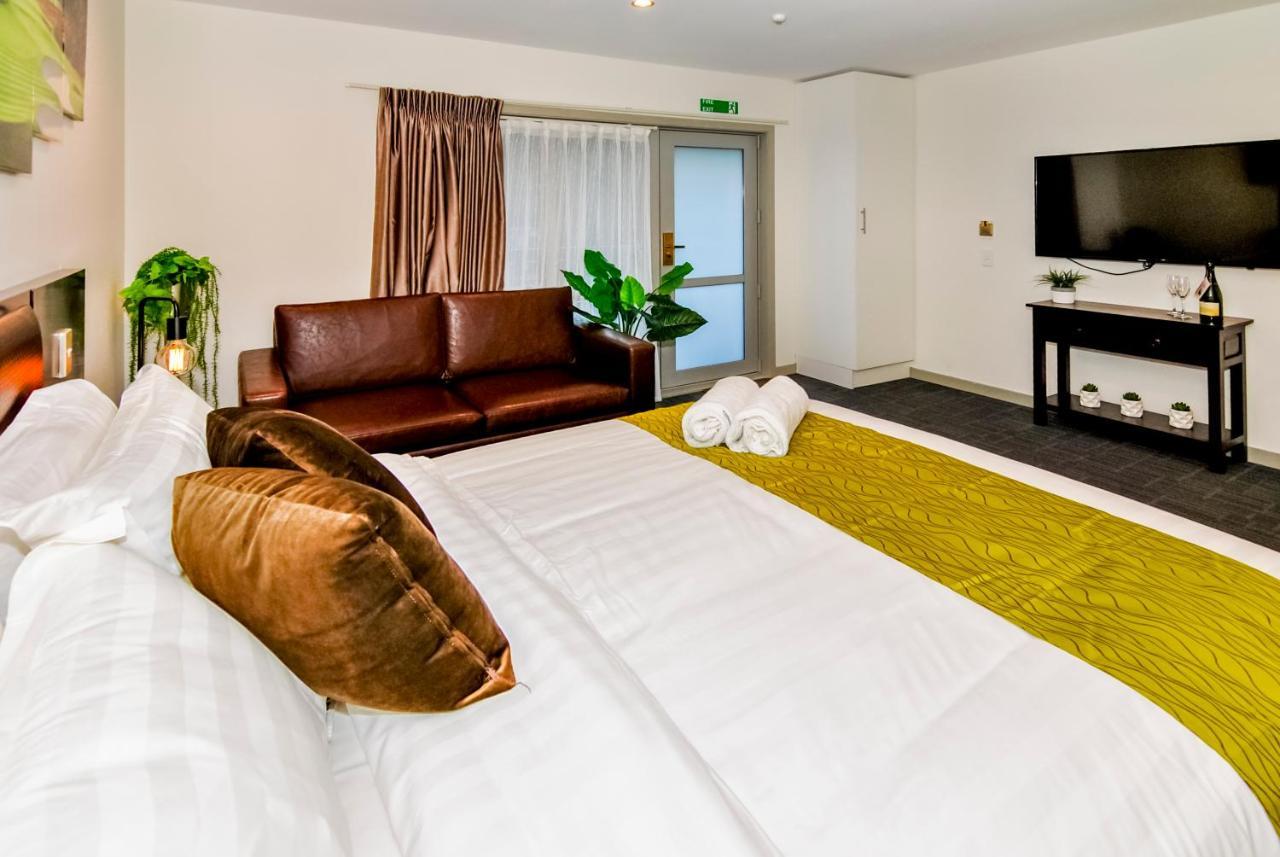 Newlands Court Motel Wellington Esterno foto