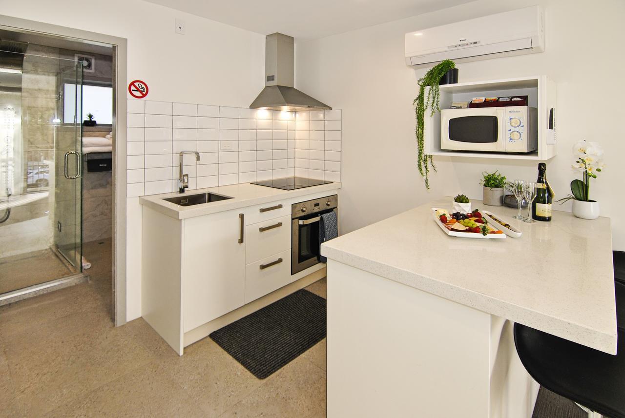 Newlands Court Motel Wellington Esterno foto