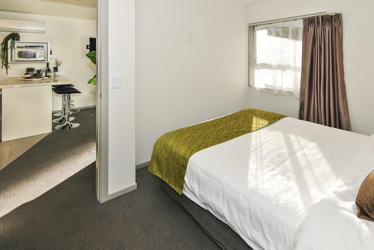 Newlands Court Motel Wellington Esterno foto