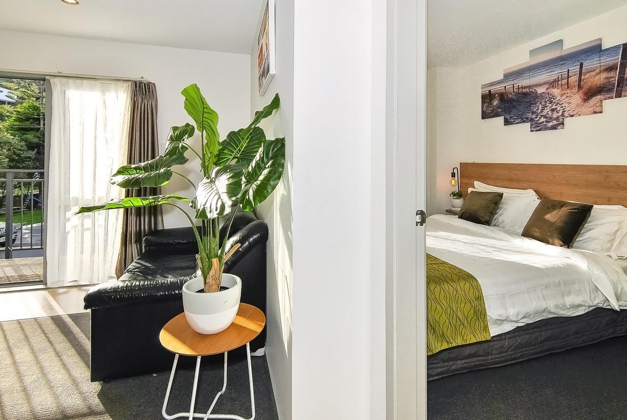 Newlands Court Motel Wellington Esterno foto